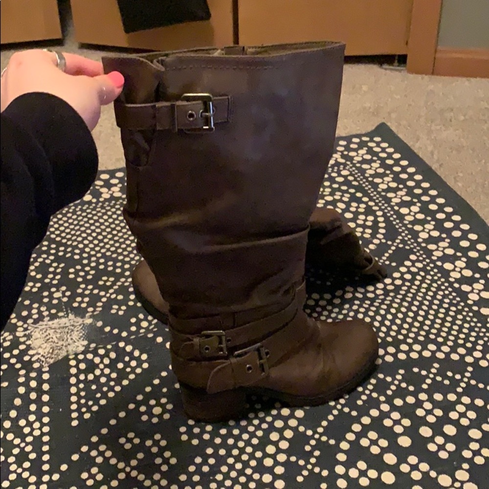 Riding boots